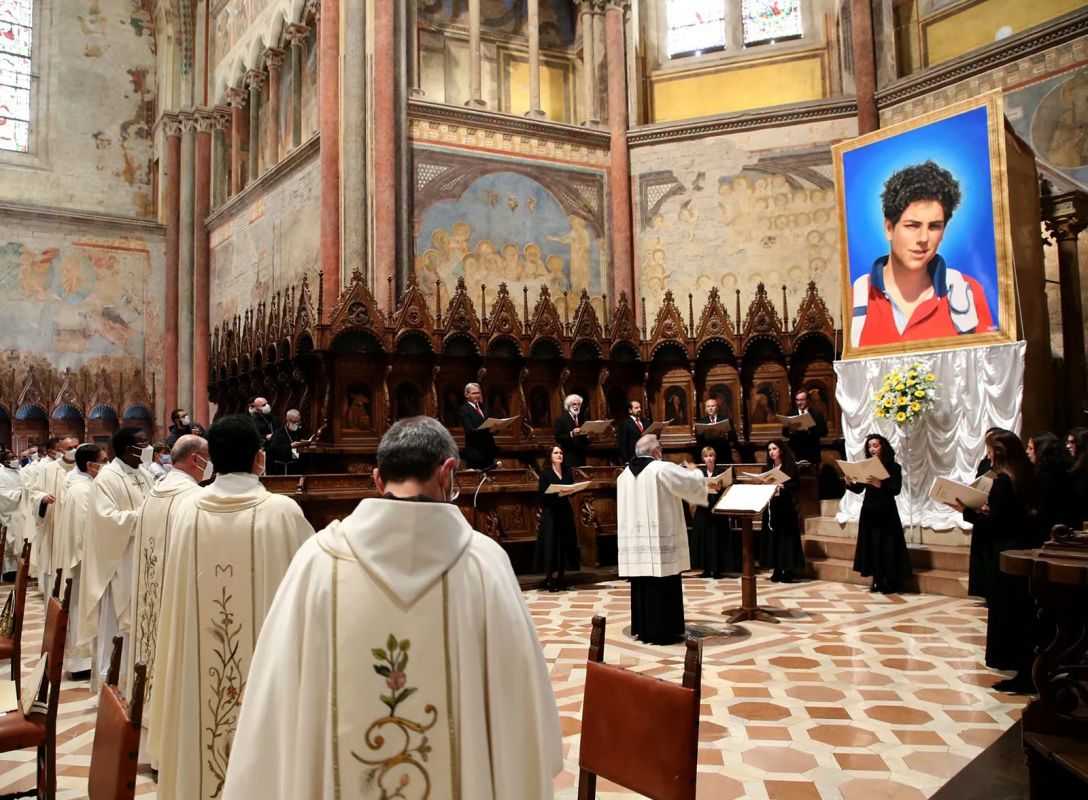 Cresce o número de santos na Igreja Católica
