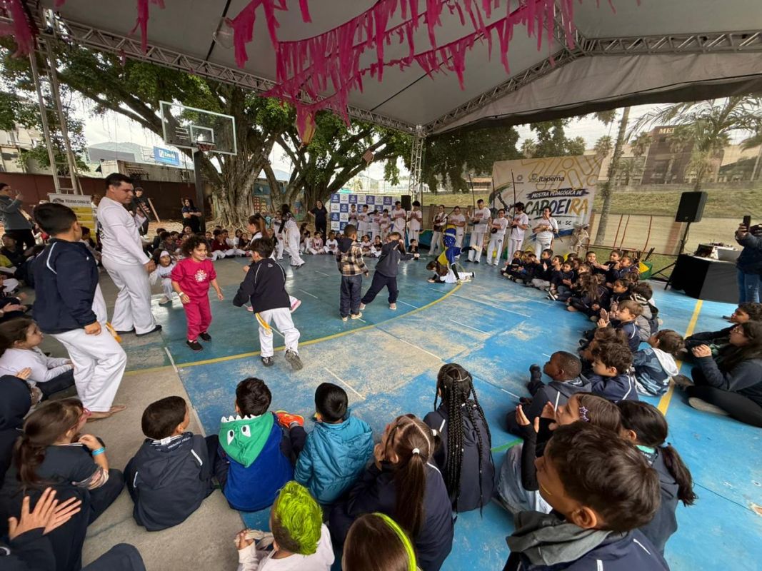 Ritmo, cultura e aprendizado marcam Mostra Pedagógica de Capoeira em Itapema