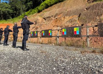 Guarda Municipal de Itapema realiza treinamento anual para manutenção do porte de arma dos agentes