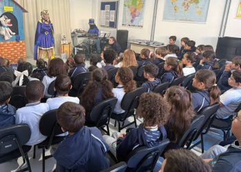 Projeto cultural leva literatura e teatro aos alunos da Rede Municipal de Itapema
