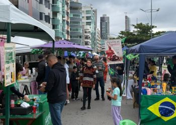 Viva Praia reúne famílias na Orla Central e celebra clima da Copa do Mundo