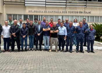 Porto Belo participa de reunião do Conselho de Assessoramento da Capitania dos Portos para tratar da organização da temporada 2025/2026