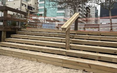 Itapema avança na recuperação das estruturas da Meia Praia após ressaca