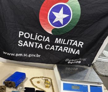 Dois homens são presos por tráfico de drogas em Porto Belo