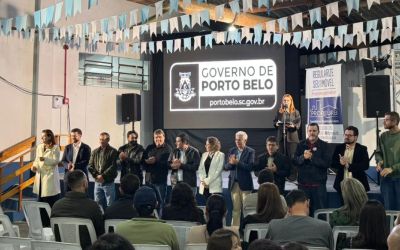 Porto Belo realiza primeira entrega de títulos de regularização fundiária pelo Reurb no bairro Sertão de Santa Luzia