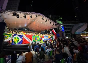 Abertura do 9º Encontro de Etnias encanta público na Praça da Paz