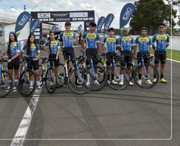 PEDALA ITAPEMA DISPUTA PROVA EM POMERODE COM 15 CICLISTAS