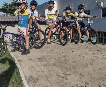 PEDALA ITAPEMA TERÁ AGENDA COM BMX RACING E MOUNTAIN BIKE EM COMPETIÇÕES ESTADUAIS, NACIONAIS E INTERNACIONAIS NO FIM DE SEMANA