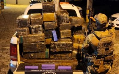 Quase uma tonelada de maconha é apreendida após perseguição no Meio-Oeste catarinense