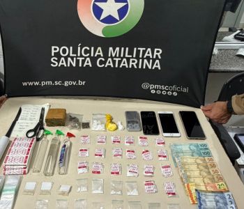 PM desarticula esquema de tráfico com entregas por veículo em Porto Belo