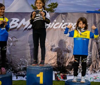 ALUNOS DO PROGRAMA SOCIAL CONQUISTAM PÓDIOS NA COPA BRASIL DE BMX EM BALNEÁRIO CAMBORIÚ