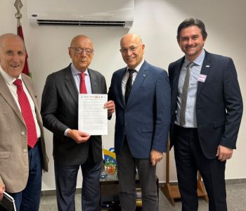 Entidades do setor produtivo de SC entregam manifesto a parlamentares e defendem modernização responsável da jornada de trabalho