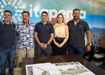 Prefeito Alexandre Xepa recebe apresentador Ratinho e destaca projetos estratégicos para Itapema