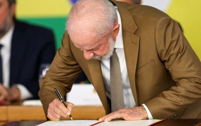 Governo zera tributos e taxa exportação de petróleo