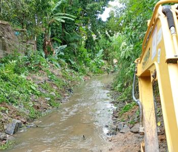 Defesa Civil intensifica limpeza preventiva no Bairro Várzea