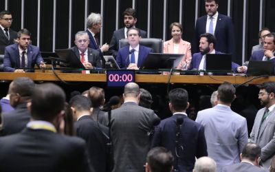 A dança das cadeiras em Brasília favoreceu a direita?