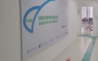 IFSC abre edital de retornos e transferências para Licenciatura em Matemática no Polo UAB Itapema