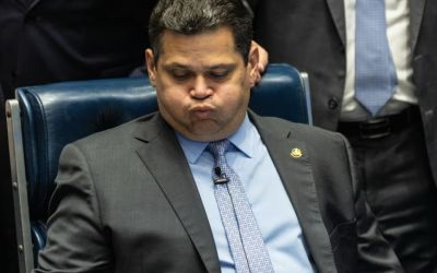 Decisão de Mendonça reacende conflito do STF com o Congresso
