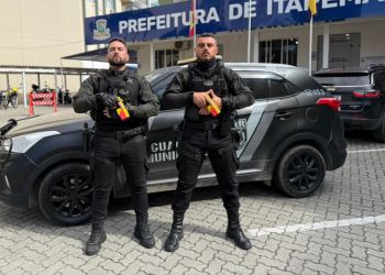 Guardas municipais recebem capacitação para utilização da Taser 10