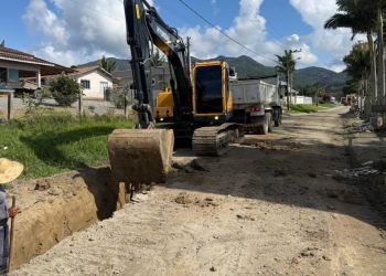 Avança Itapema intensifica obras de drenagem e prepara vias para pavimentação